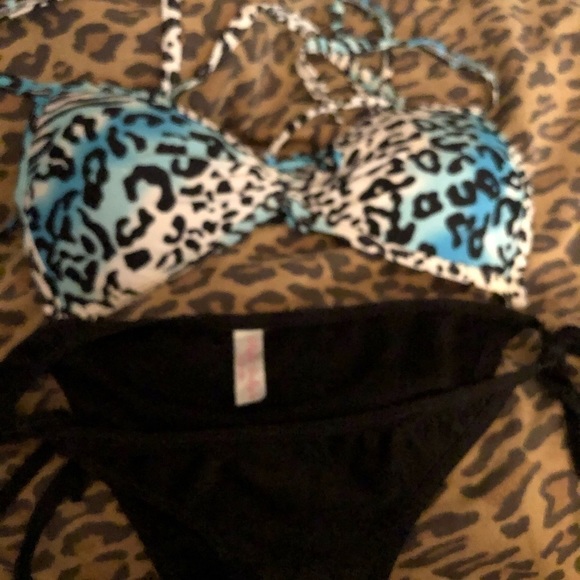 blue leopard print size small bikini top - Picture 2 of 2